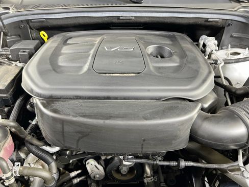 Used 2022 Jeep Grand Cherokee Limited image 31