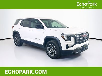 Used 2025 GMC Terrain Elevation