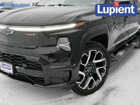 Used 2024 Chevrolet Silverado EV RST image 27