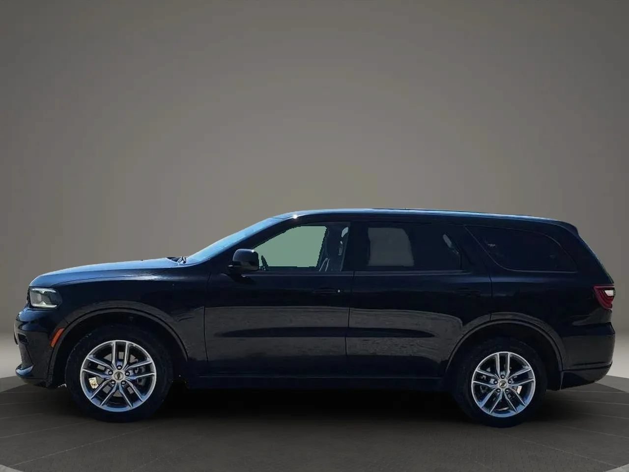 Used 2023 Dodge Durango GT AWD/4WD image 2