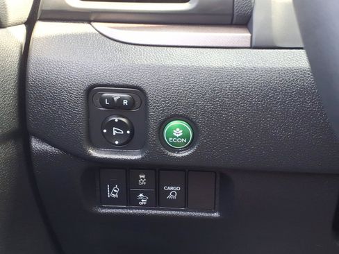 Certified 2025 Honda Ridgeline RTL image 30