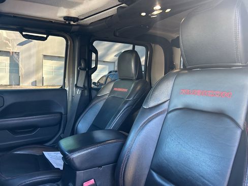 Used 2020 Jeep Gladiator Rubicon w/ Dual Top Group image 12