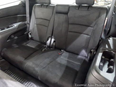 Used 2022 Honda Pilot Sport image 17