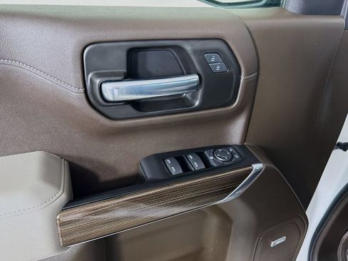 Used 2022 Chevrolet Silverado 1500 RST AWD/4WD image 17