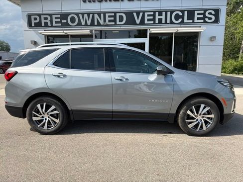 Certified 2024 Chevrolet Equinox Premier AWD/4WD image 2