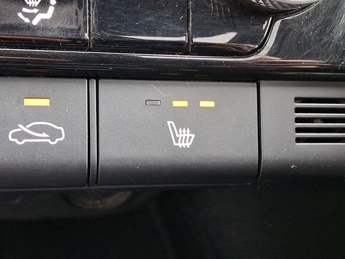 Used 2021 Hyundai Elantra SEL w/ Convenience + Premium Package image 24