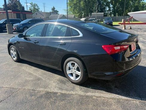 Used 2024 Chevrolet Malibu LS FWD image 4