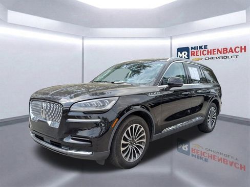 Used 2023 Lincoln Aviator Reserve image 8