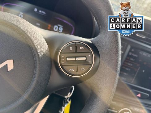 Used 2023 Kia Soul LX image 27