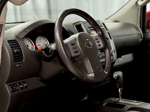 Used 2016 Nissan Frontier PRO-4X w/ Pro-4x Luxury Package image 16