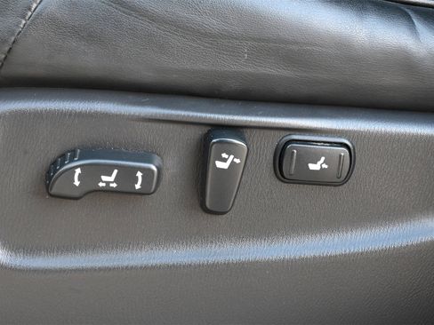 Used 2015 INFINITI QX80 Luxe w/ 22" Wheel Package image 16