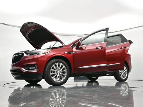 Certified 2020 Buick Enclave Essence w/ Sound and Sites Package image 51