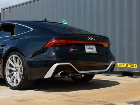 Used 2021 Audi RS 7 Sportback w/ RS 7 Executive Package AWD/4WD image 42