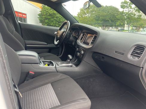 Used 2023 Dodge Charger SXT image 17
