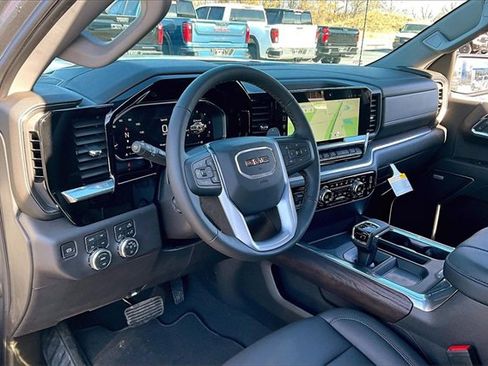 New 2026 GMC Sierra 1500 SLT w/ SLT Convenience Package image 6