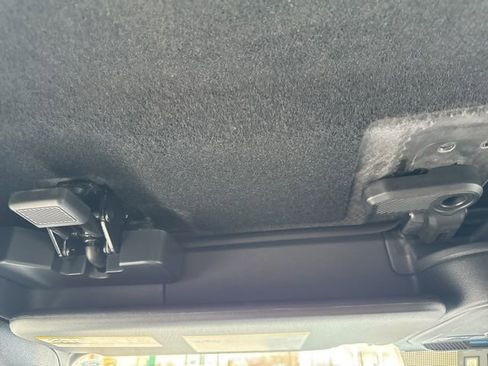 New 2025 Ford Bronco Badlands w/ Sasquatch Package AWD/4WD image 33