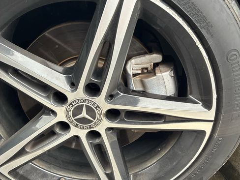 Used 2021 Mercedes-Benz A 220 4MATIC image 32