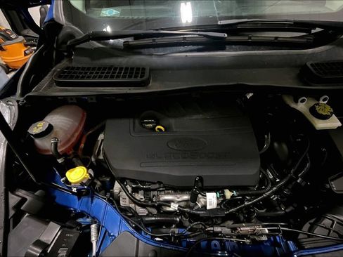 Used 2018 Ford Escape SE w/ SE Sport Appearance Package image 27