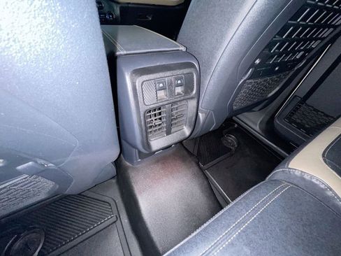 Used 2025 Ford Bronco Big Bend image 21