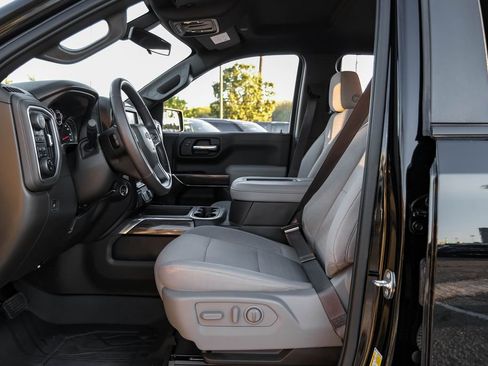 Used 2021 Chevrolet Silverado 1500 RST image 33