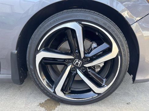 Used 2020 Honda Accord Sport image 15