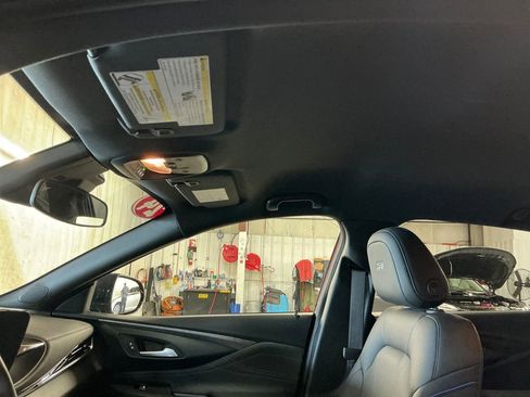 Certified 2024 Buick Envista Sport Touring w/ Convenience I Package FWD image 13