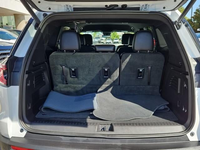 Used 2026 GMC Acadia Elevation w/ Elevation Premium Package FWD image 25