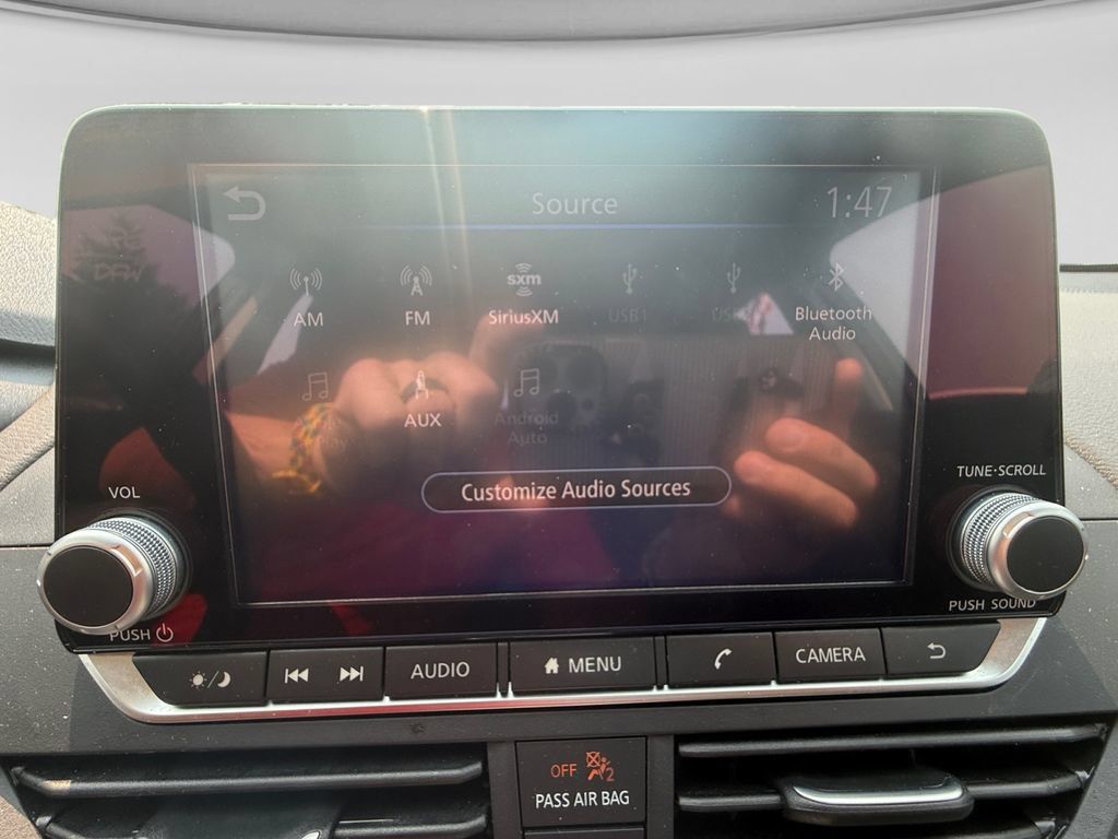 Used 2025 Nissan Altima 2.5 SV FWD image 28