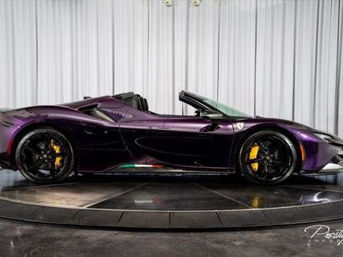 Used 2025 Ferrari SF90 Spider AWD/4WD image 30