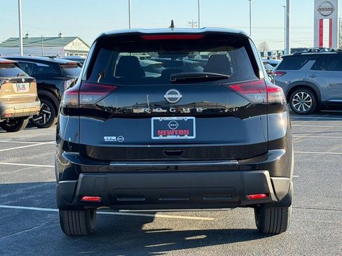 New 2026 Nissan Rogue SV w/ Cold Weather Package FWD image 5