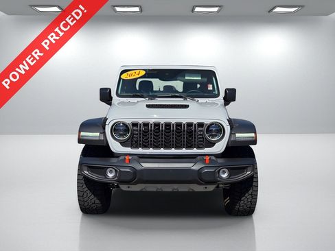 Used 2024 Jeep Gladiator Mojave image 7