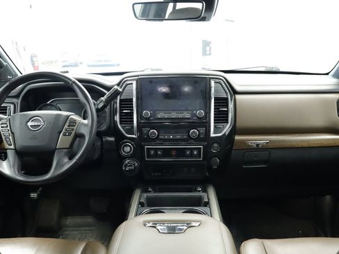 Used 2024 Nissan Titan Platinum Reserve w/ Moonroof Package AWD/4WD image 23