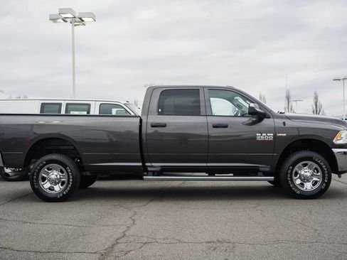 Used 2017 RAM 2500 Tradesman w/ Chrome Appearance Group image 3