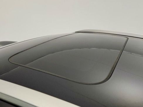 Used 2020 Honda CR-V Touring image 10