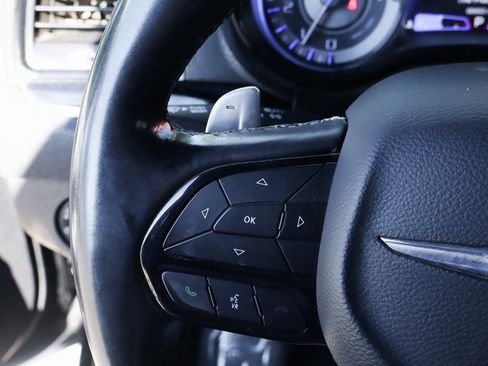 Used 2020 Chrysler 300 S image 21