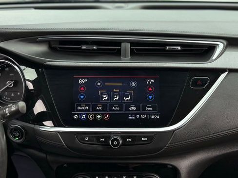 Used 2021 Buick Encore GX Select image 23