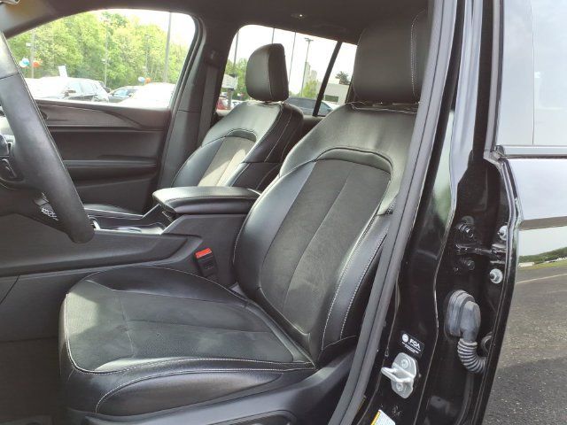 Certified 2024 Jeep Grand Cherokee Altitude AWD/4WD image 12