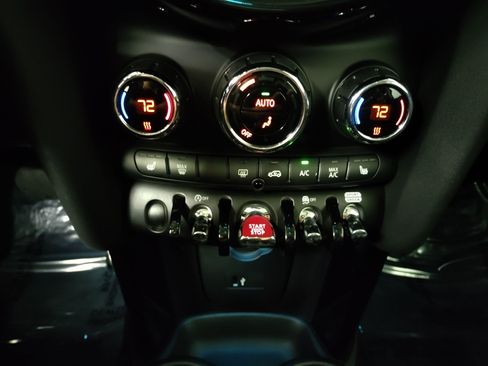 Certified 2024 MINI Cooper S image 23