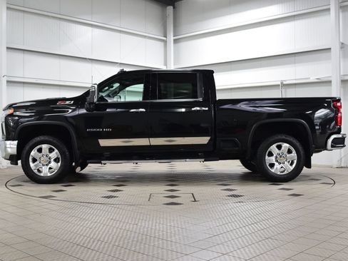 Used 2022 Chevrolet Silverado 2500 LTZ w/ LTZ Premium Package AWD/4WD image 4