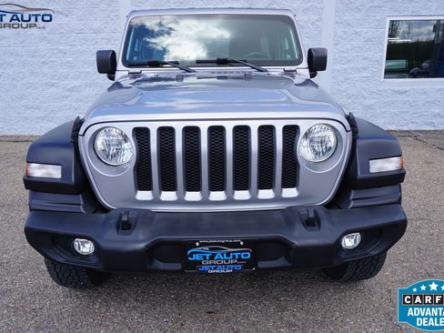 Used 2021 Jeep Wrangler Unlimited Sport AWD/4WD image 2