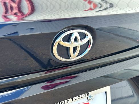 Used 2023 Toyota Corolla LE FWD image 32