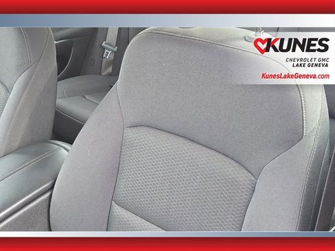 Used 2025 Chevrolet Malibu LT image 17