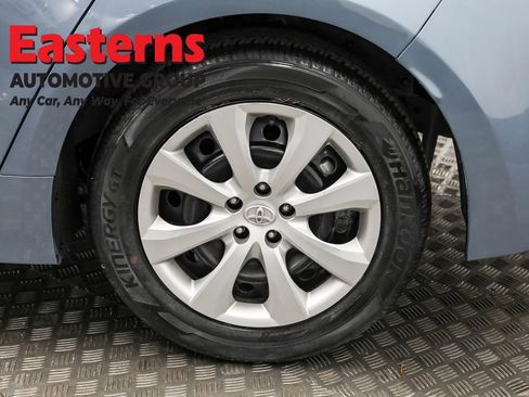 Used 2024 Toyota Corolla LE image 31