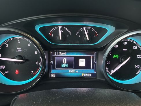 Used 2017 Buick Envision Essence FWD image 34