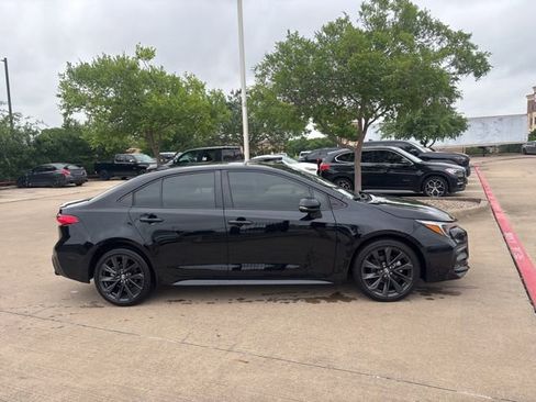 Used 2024 Toyota Corolla SE FWD image 4