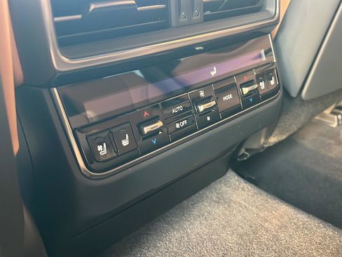 Certified 2025 Lexus LX 600 4WD w/ Accessory Package (Z1) image 12