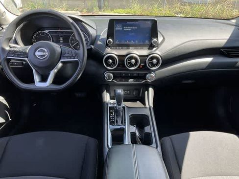 Used 2025 Nissan Sentra SV image 18
