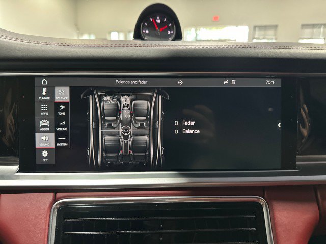 Used 2018 Porsche Panamera 4 AWD/4WD image 68