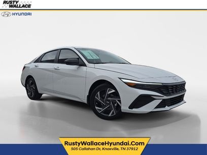 New 2025 Hyundai Elantra SEL