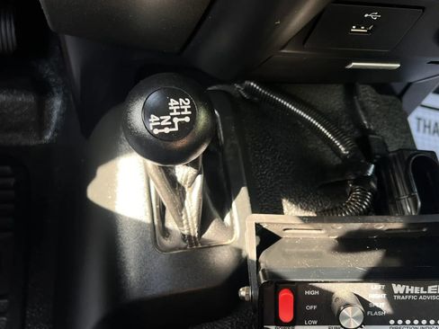Used 2017 Ford F250 XL w/ Power Equipment Group AWD/4WD image 27